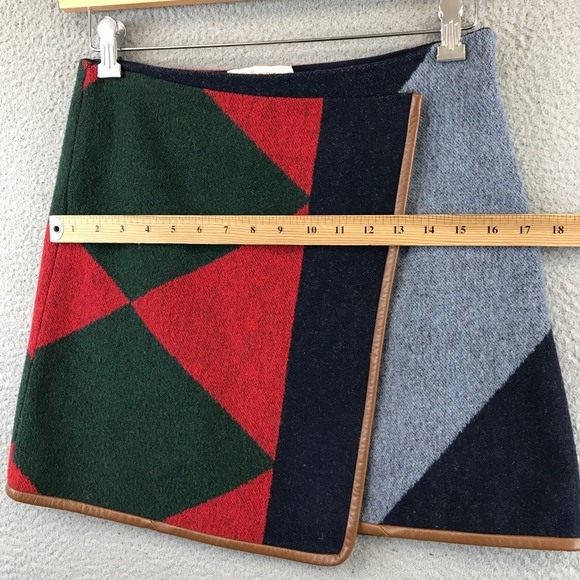 Tory Burch Geometric Wrap Skirt Red Green Blue Leather Trim Size 4 - Picture 6 of 10